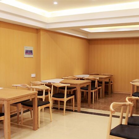 Greentree Inn Zhejiang Taizhou Tiantai Bus Station Express Hotel Eksteriør billede