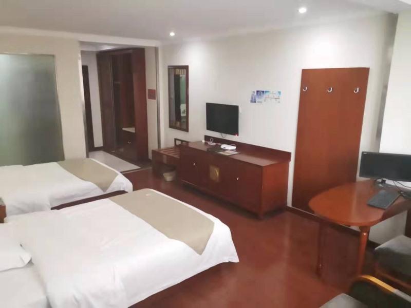 Greentree Inn Zhejiang Taizhou Tiantai Bus Station Express Hotel Eksteriør billede