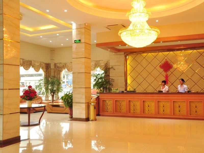 Greentree Inn Zhejiang Taizhou Tiantai Bus Station Express Hotel Eksteriør billede