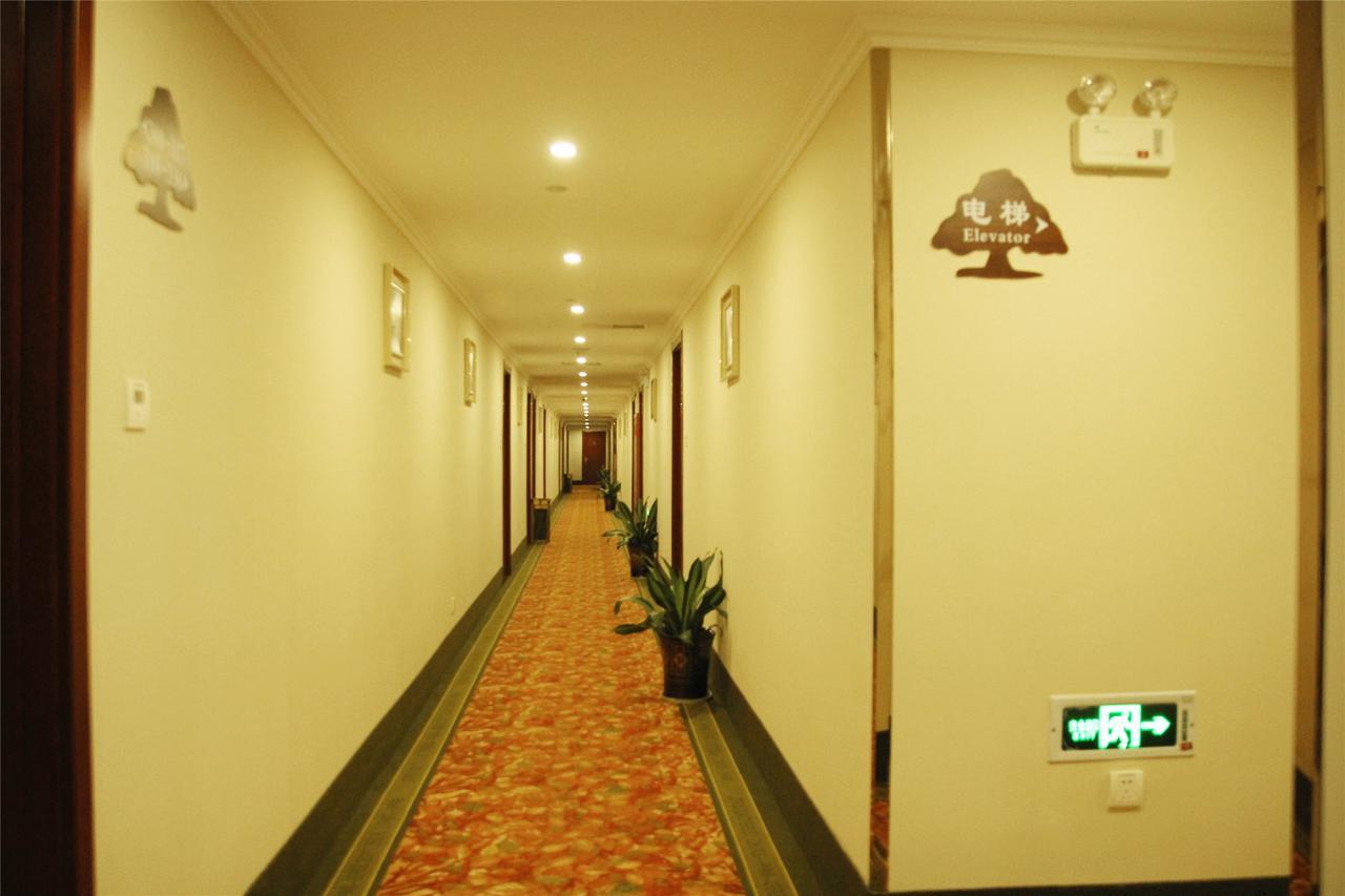 Greentree Inn Zhejiang Taizhou Tiantai Bus Station Express Hotel Eksteriør billede