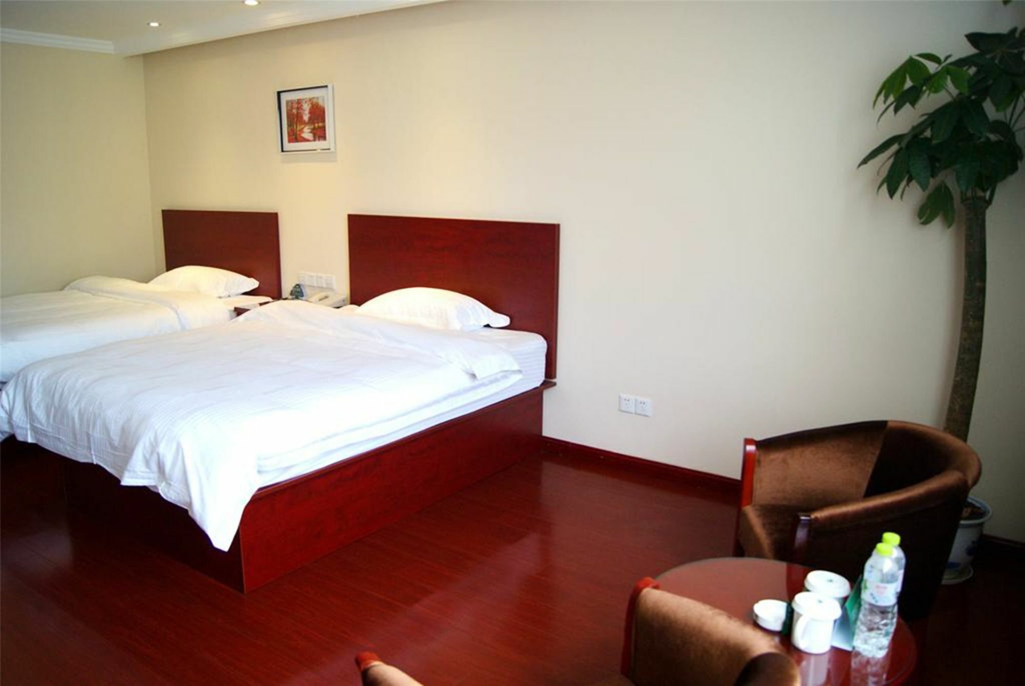 Greentree Inn Zhejiang Taizhou Tiantai Bus Station Express Hotel Eksteriør billede
